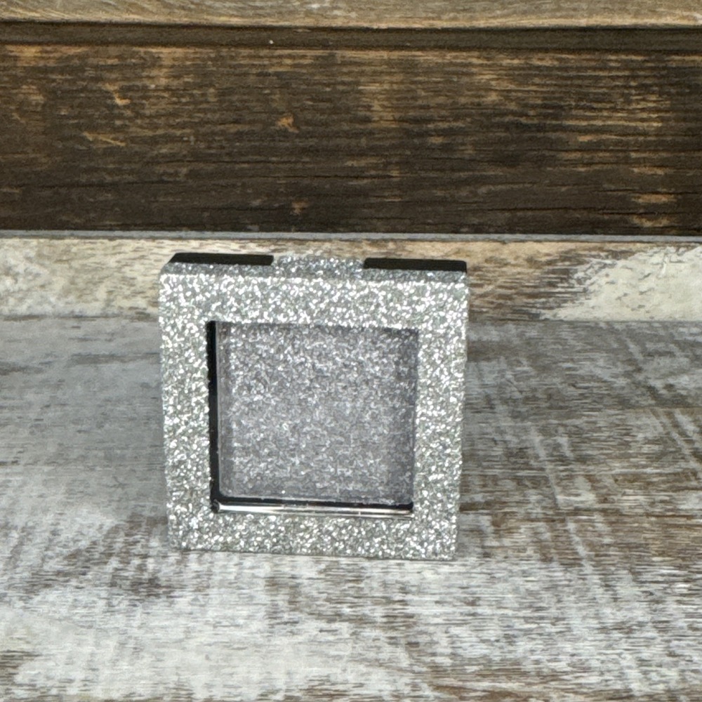 Hard‎ Candy Single & Loving It Eyeshadow 903 Disco Dancer